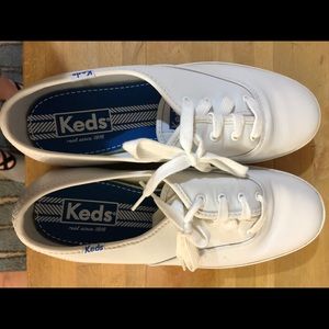 White leather keds (new never worn)